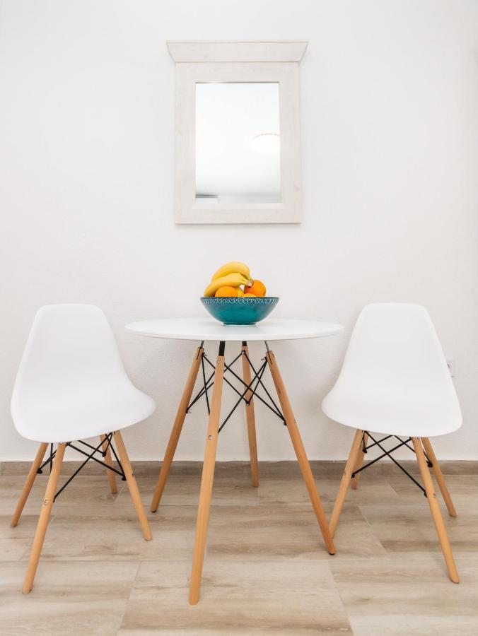 Seafront Apartment โกตอร์ ภายนอก รูปภาพ